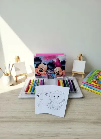 Estojinho de Pintura - Mickey e Minnie Personalizado - artesanato de Mi Papelaria Criativa