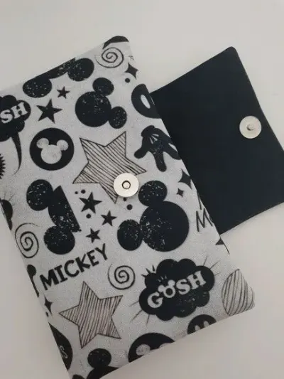 PORTA DOCUMENTOS - MICKEY - artesanato de Innovare Studio