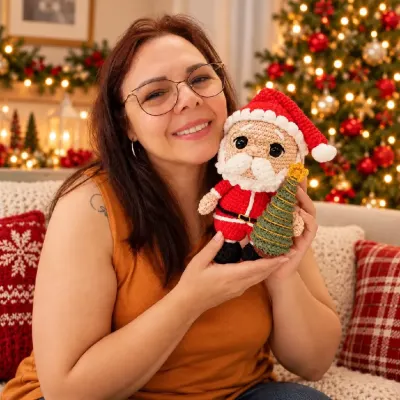 🎅 Papai Noel e Mamãe Noel Amigurumi em Crochê com Árvore de Natal Artesanal 🎄 | Decoração Natalina Feita à Mão - artesanato de crocheteria com a Maria