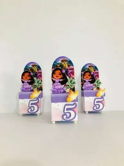 Caixa Mini Cenário Encanto Isabela - artesanato de Fina Essência Papelaria Personalizada