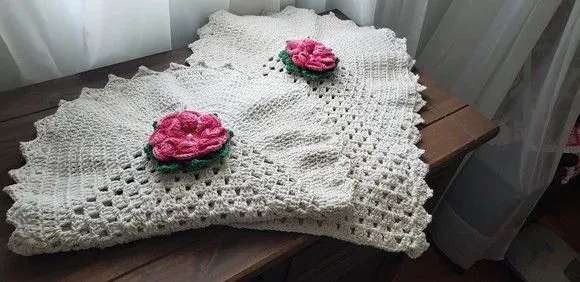 Jogo de 06 Capas Crochê para Encosto Cadeira Oval 55 x 40 cm - artesanato de Mari Crochê feito com carinho!