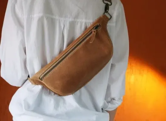 Bolsa Pochete Couro Legitimo Crazy Horse - artesanato de poroda