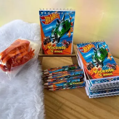 Bloquinho Hotwheels Personalizado - artesanato de Artmanha Lembrancinhas