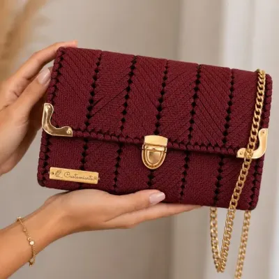 Bolsa Artesanal na tela Bordô - artesanato de customiarts