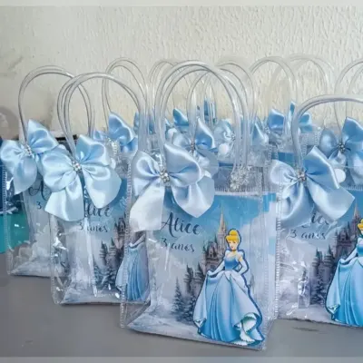 sacolinha personalizada lembrancinha ( Cinderela) - artesanato de ateliê Rocha