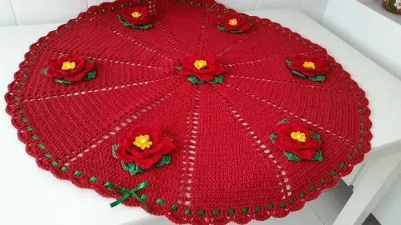 Toalha de Mesa Crochê Estrela do Natal 88 cm - artesanato de Mari Crochê feito com carinho!