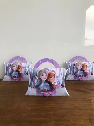 Caixa Travesseiro Com Alça Frozen - artesanato de Fina Essência Papelaria Personalizada
