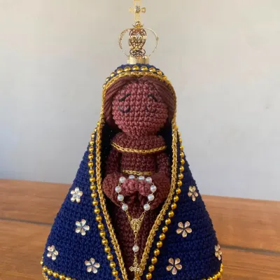 Nossa Senhora Aparecida em amigurumi - artesanato de Atelie Patty Buonacorsi