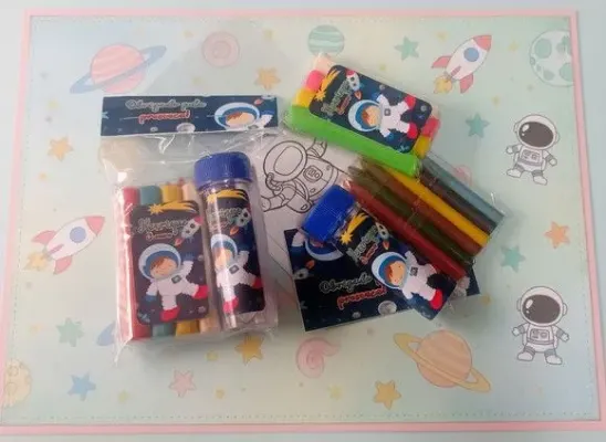 Kit Massinha + Giz + Bolha - Astronauta Personalizado - artesanato de Mi Papelaria Criativa