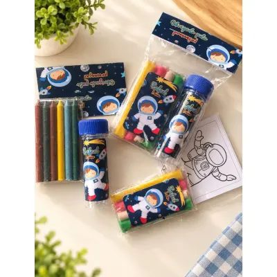 Kit Massinha + Giz + Bolha Astronauta Personalizado - artesanato de Artmanha Lembrancinhas