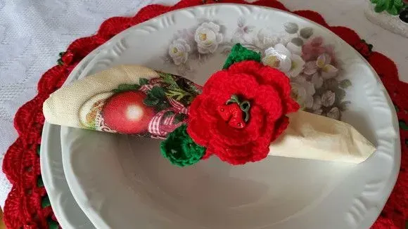 Sousplat + Porta Guardanapo Natal em Crochê - artesanato de Mari Crochê feito com carinho!