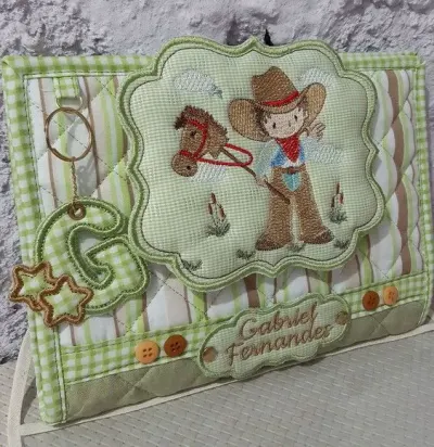 Capa pra caderneta de vacinas - artesanato de Ateliê cantinho do bebê
