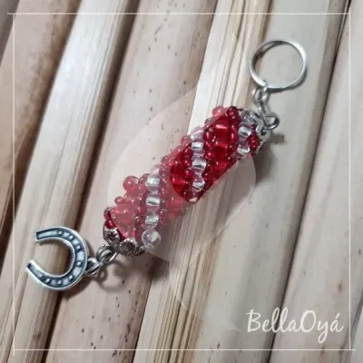 Chaveiro Chicote - Ogum - artesanato de BellaOya Guias e Brajas