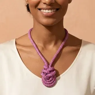Colar em corda náutica - artesanato de Abbracio Bijoux