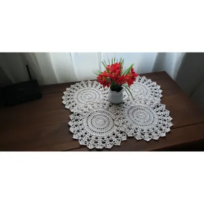 Jogo 04 Toalhinhas em Crochê Branco (25 Cm) - artesanato de Mari Crochê feito com carinho!