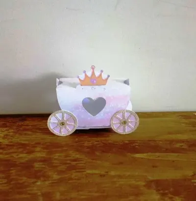 Caixa Carruagem Princesas - artesanato de Fina Essência Papelaria Personalizada