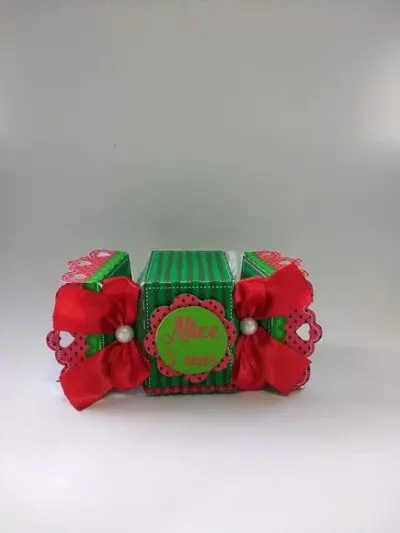 Caixa Bala Tema Melancia - artesanato de Fina Essência Papelaria Personalizada