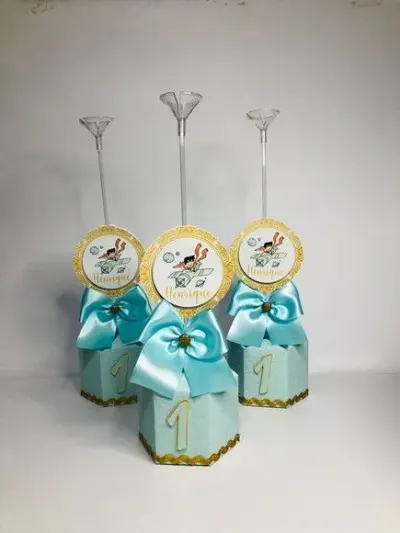 Centro de Mesa Pequeno Príncipe Cabelo Preto - artesanato de Fina Essência Papelaria Personalizada