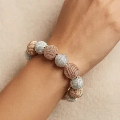 Pulseira de bolas brilhosas - artesanato de Abbracio Bijoux