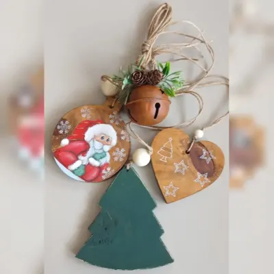 Pendente de Natal - Noel Namorador - artesanato de Flor Seca Casa e Ambiente