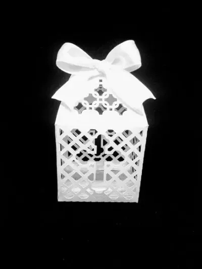 Caixa rendada cruz comunhão/batismo - artesanato de Fina Essência Papelaria Personalizada