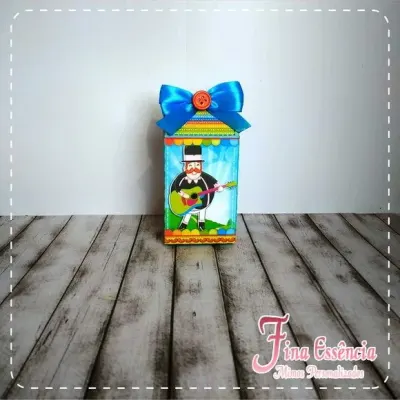 Caixa Milk Mundo Bita - artesanato de Fina Essência Papelaria Personalizada
