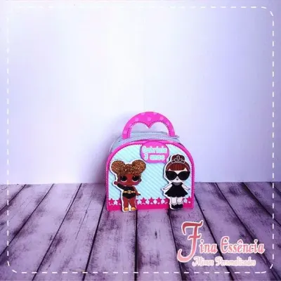 Caixa mini maleta LOL surprise - artesanato de Fina Essência Papelaria Personalizada