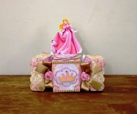 Caixa Bala Princesas - artesanato de Fina Essência Papelaria Personalizada