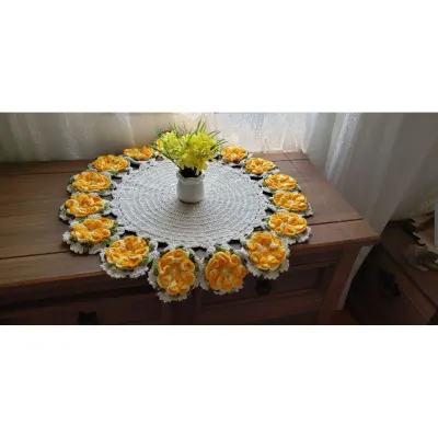 Centro de Mesa em Crochê Flores Amarelo Mesclado - artesanato de Mari Crochê feito com carinho!