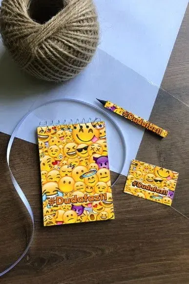 Bloquinho Emoji Personalizado - artesanato de Mi Papelaria Criativa