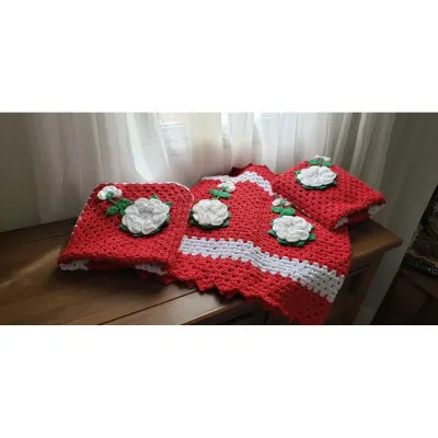 Jogo de Cozinha Crochê 03 Peças - Vermelho com Flores Branca - artesanato de Mari Crochê feito com carinho!