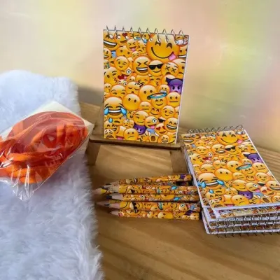 Bloquinho Emoji Personalizado - artesanato de Artmanha Lembrancinhas