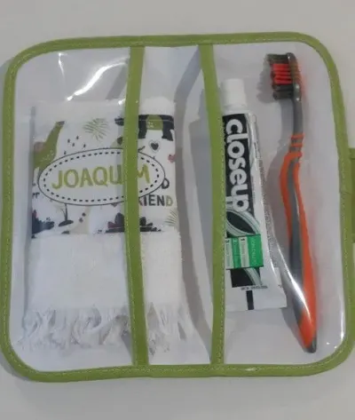 Necessaire para kit higiene com toalha - artesanato de Innovare Studio