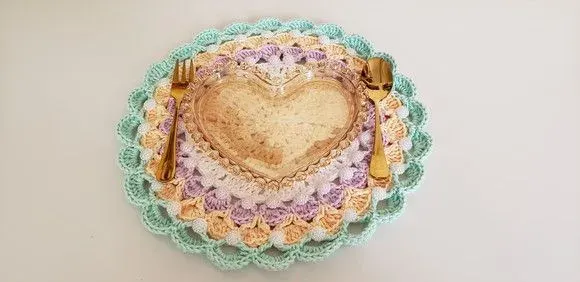 Sousplat em Crochê Chá ou Sobremesa Candy Colors (6 Peças) - artesanato de Mari Crochê feito com carinho!