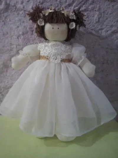 Boneca Daminha - artesanato de Ateliê cantinho do bebê