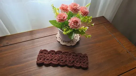 Faixa para Cabelo em Crochê Chocolate - artesanato de Mari Crochê feito com carinho!