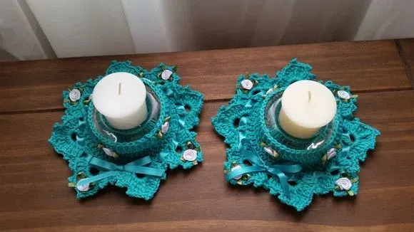 Conjunto de Porta Velas em Crochê - Verde Piscina - artesanato de Mari Crochê feito com carinho!