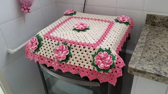 Capa para Fogão 04 Bocas em Crochê Flores Rosa - artesanato de Mari Crochê feito com carinho!