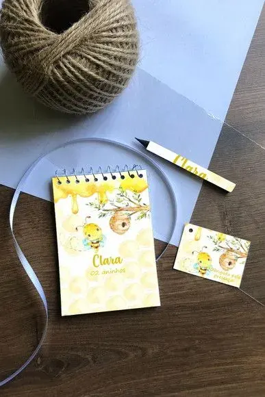 Bloquinho Abelhinha Personalizado - artesanato de Mi Papelaria Criativa