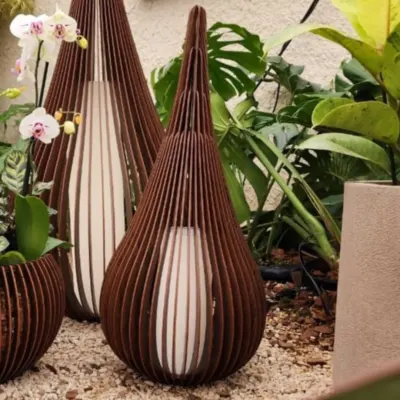 Coluna de Luz Drop 700 - Cúpula Crú - Ipê - artesanato de Mudde Vintage Design