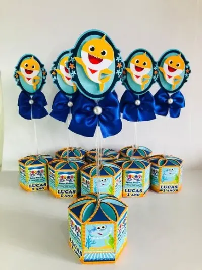 Centro De Mesa Baby Shark - artesanato de Fina Essência Papelaria Personalizada