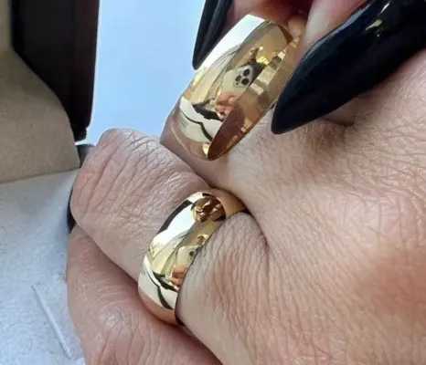 Par Alianças de Noivado Moeda Antiga 6mm + Anel Solitário - artesanato de TM JOIAS