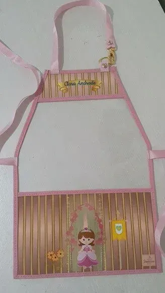 Avental escolar PRINCESA - artesanato de Innovare Studio