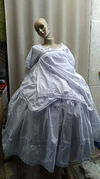 Baiana com entrmeios - artesanato de Ateliê Ofatemi