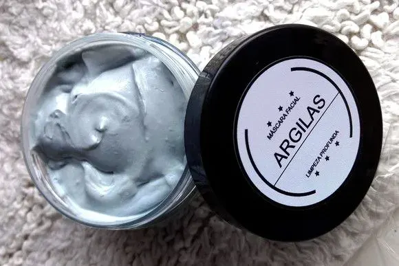 Máscara mousse de Argila Azul - artesanato de Juliana Biz - casa e bem estar