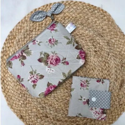 Kit Organizador de Bolsa Artesanal Necessaire + Porta Absorvente - artesanato de Gabi Jodas Ateliê