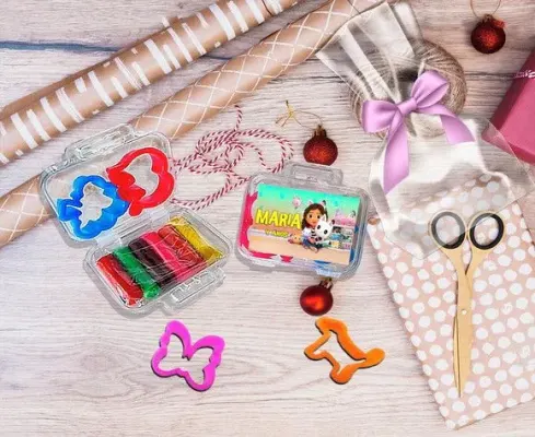 Mini Maleta com Massinhas Casa da Gabby Personalizada - artesanato de Artmanha Lembrancinhas