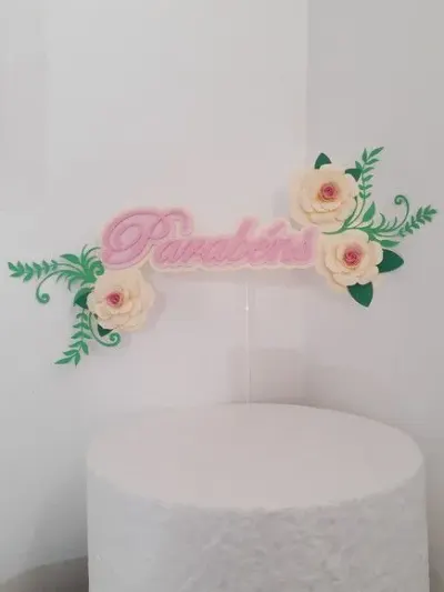 Topo de Bolo Parabéns c/ 3 Flores - Camadas - artesanato de Emejhu Personalizados
