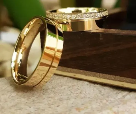 Par Alianças de Noivado Moeda Antiga 6mm + Anel Solitário - artesanato de TM JOIAS