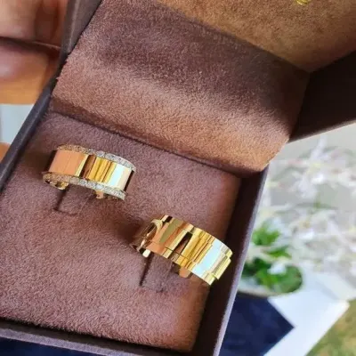 Alianças de Ouro 18k 10mm 10grs Casamento + Anel Solitário - artesanato de TM JOIAS